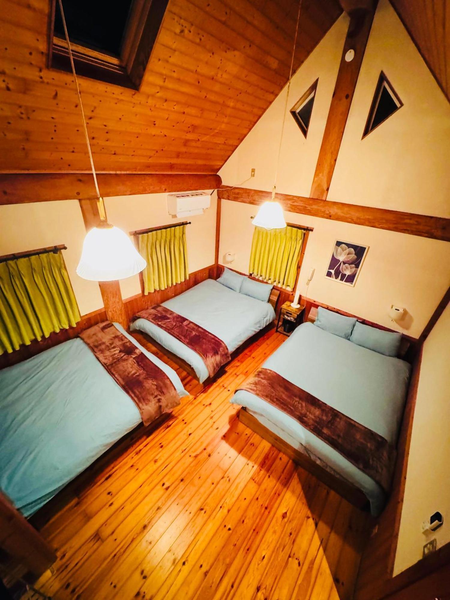 Yufuin Log House No Yado Tom Sawyer Hotel Exterior photo
